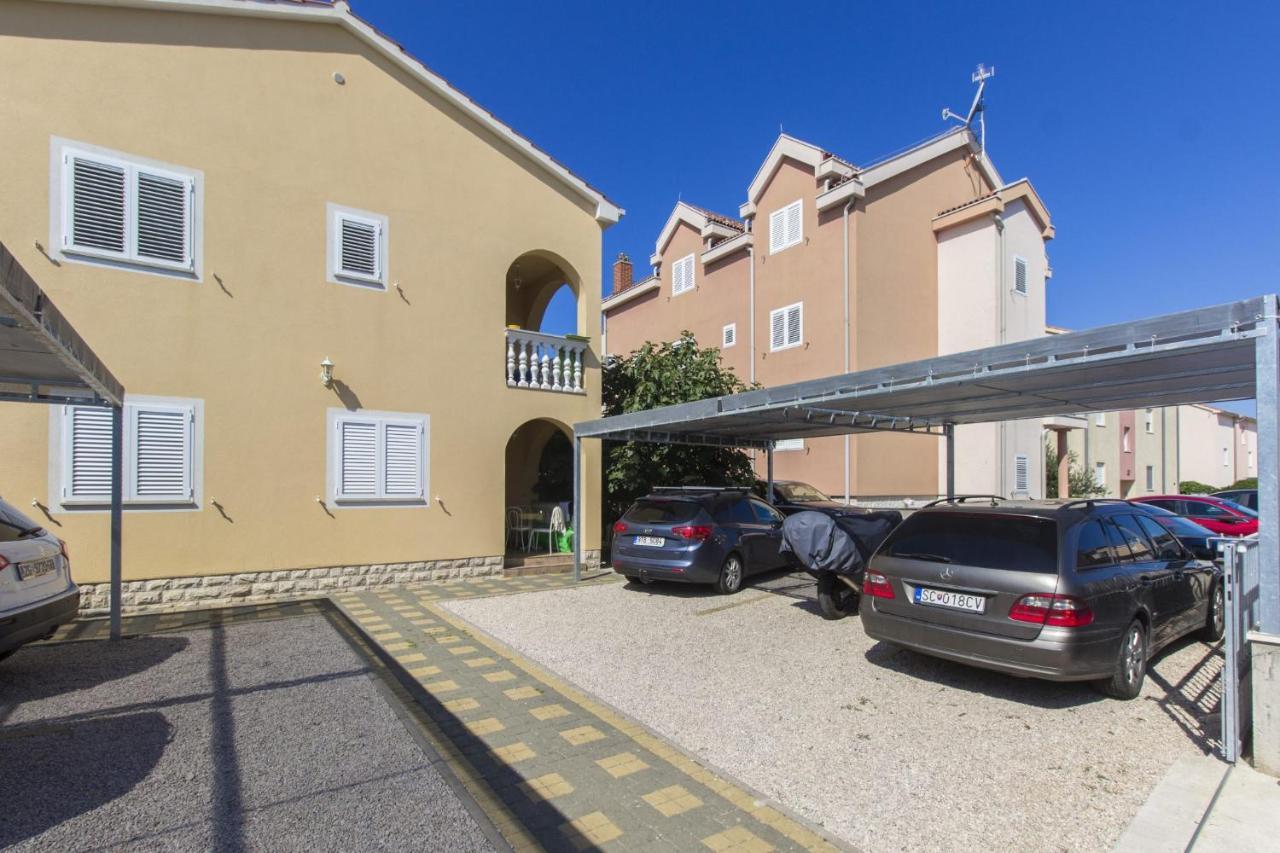 Apartments Dalibor Vodice Extérieur photo