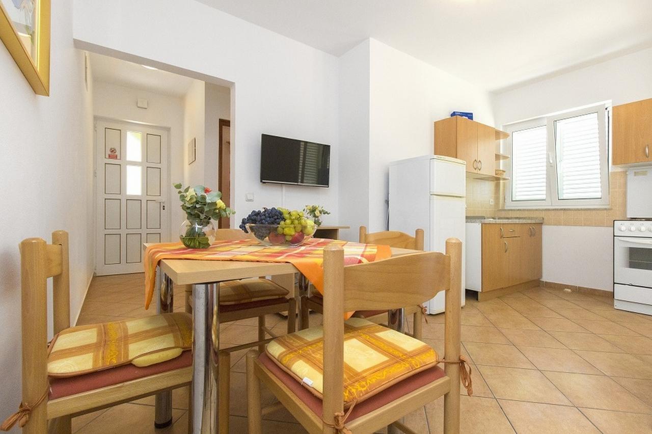 Apartments Dalibor Vodice Extérieur photo