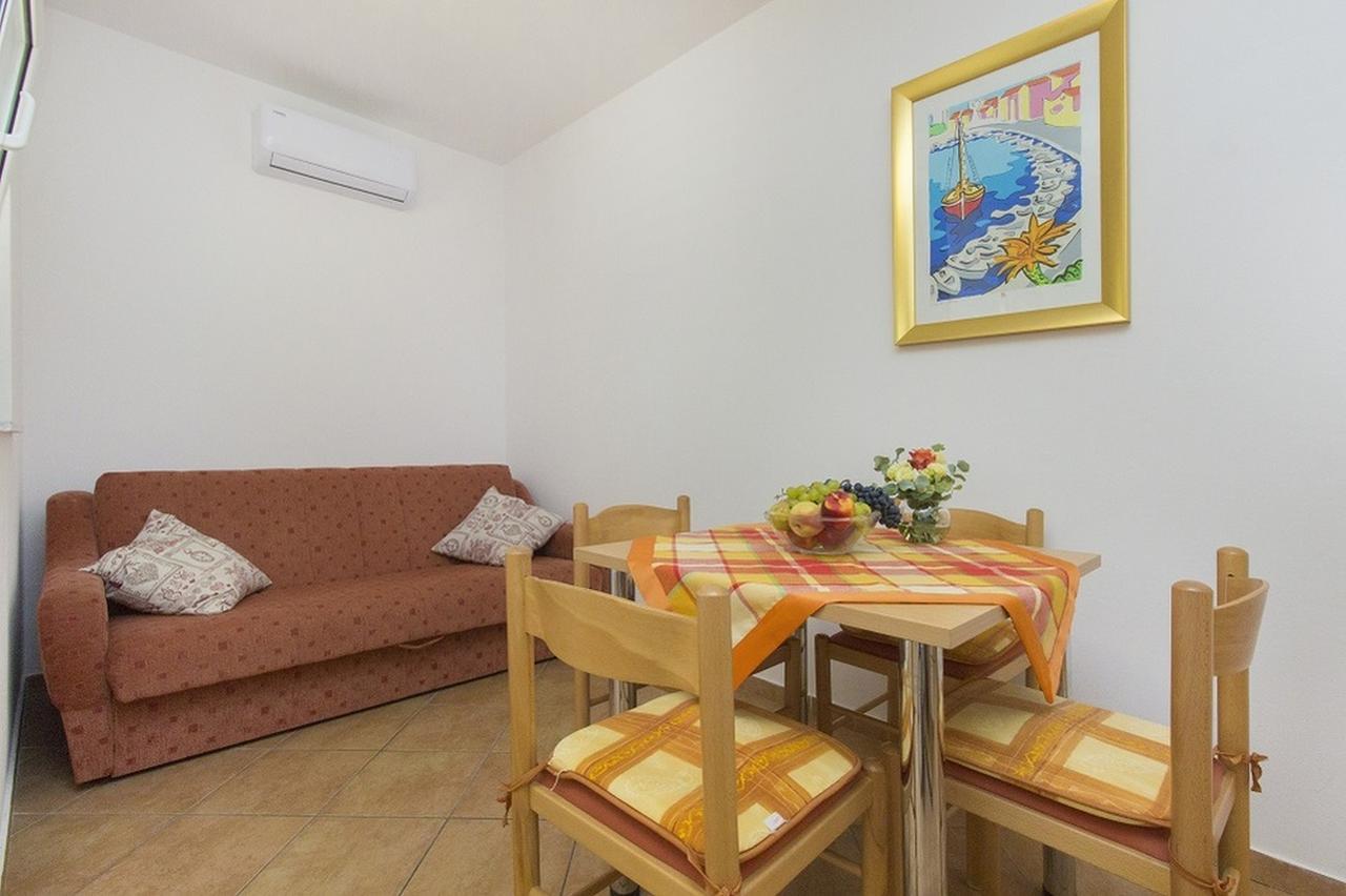 Apartments Dalibor Vodice Extérieur photo