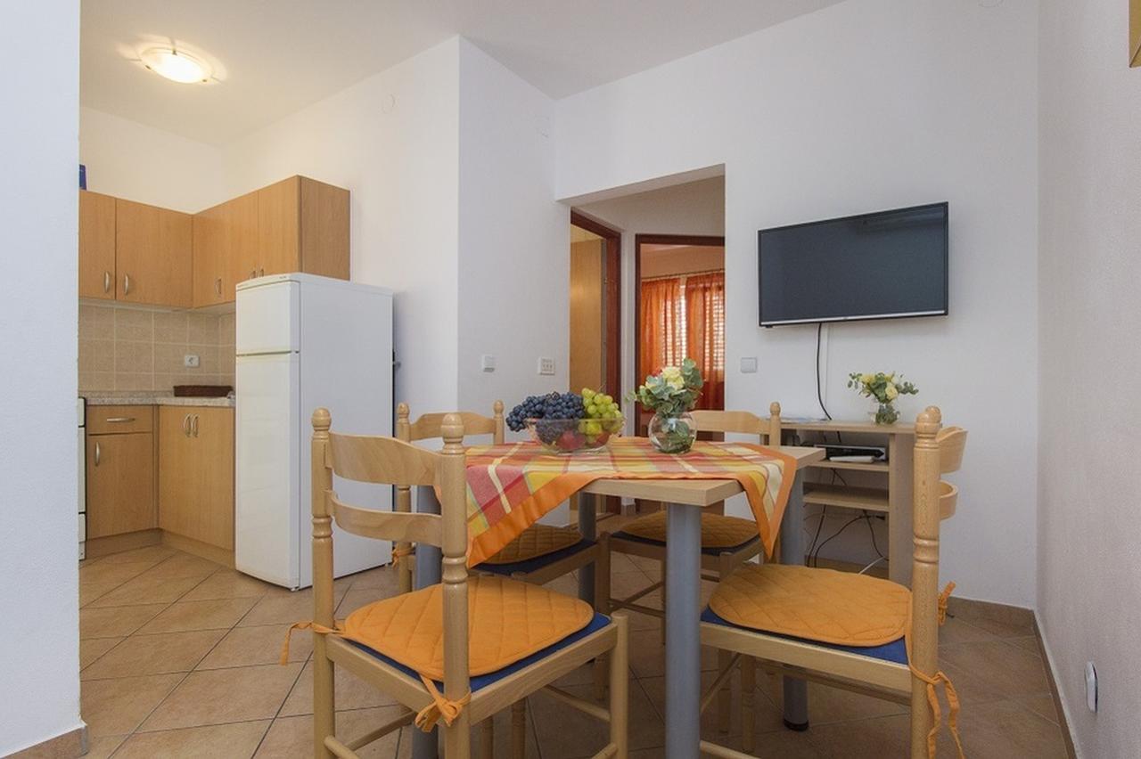 Apartments Dalibor Vodice Extérieur photo